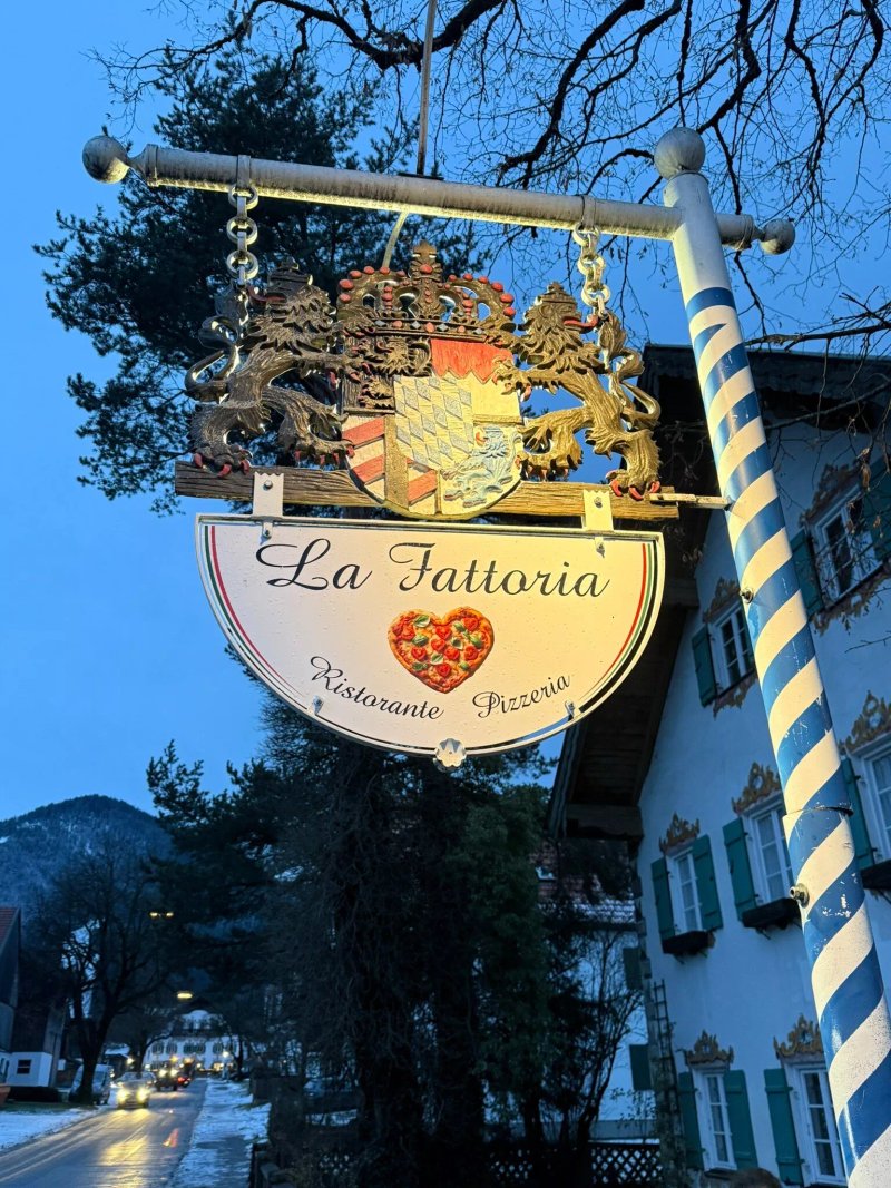 Pizzeria La Fattoria