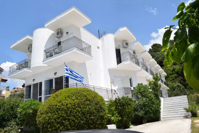 Mirto Beach Hotel & Restaurant