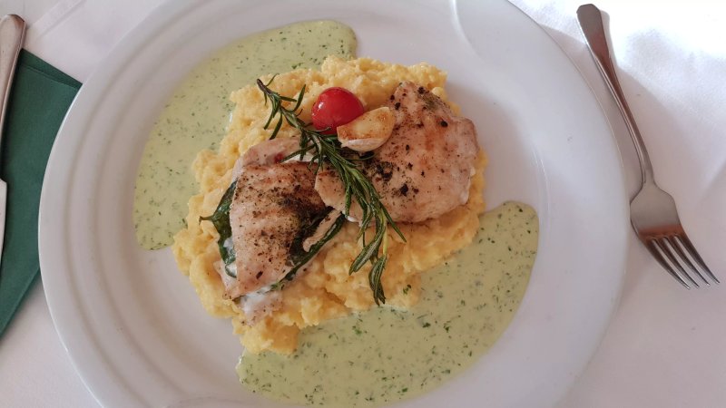 Karnunt Restaurant
