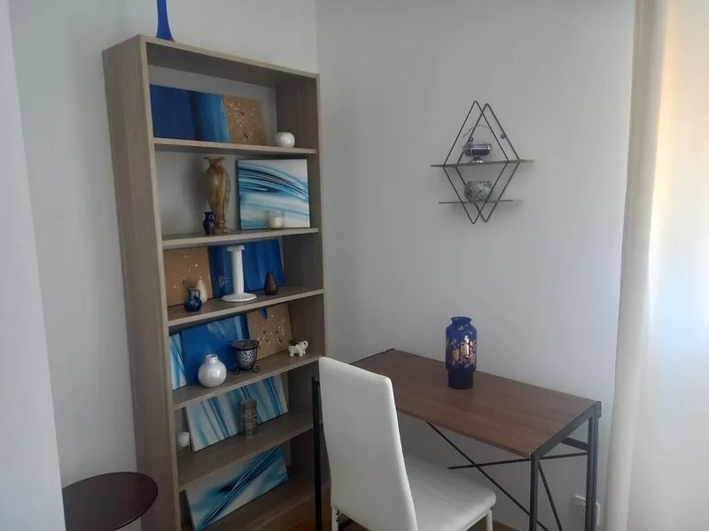 Luxury house ground floor, modern decoration, garden, parkings, wifi, near beach