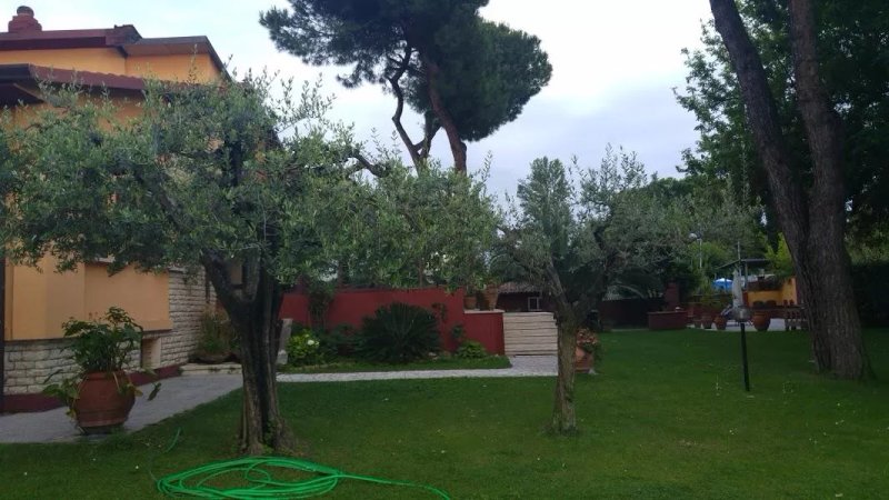 Villa Acero
