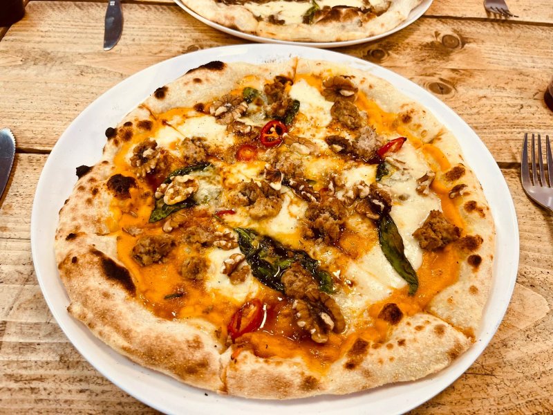 Back Garden Pizzeria