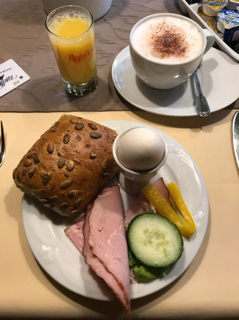 Dreispitz Hotel