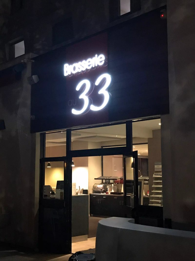 Brasserie Au 33