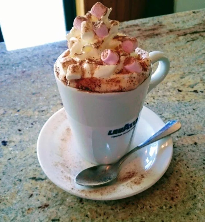 Muzos Cafe
