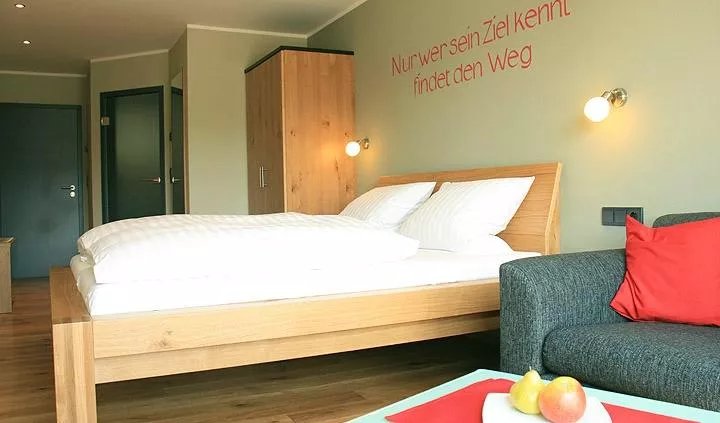 Weingut Helmstetter Main-Vinotel
