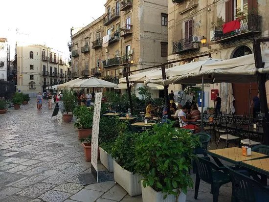 Piazza Olivella