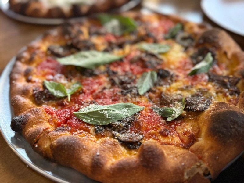 Crisp Pizza W6