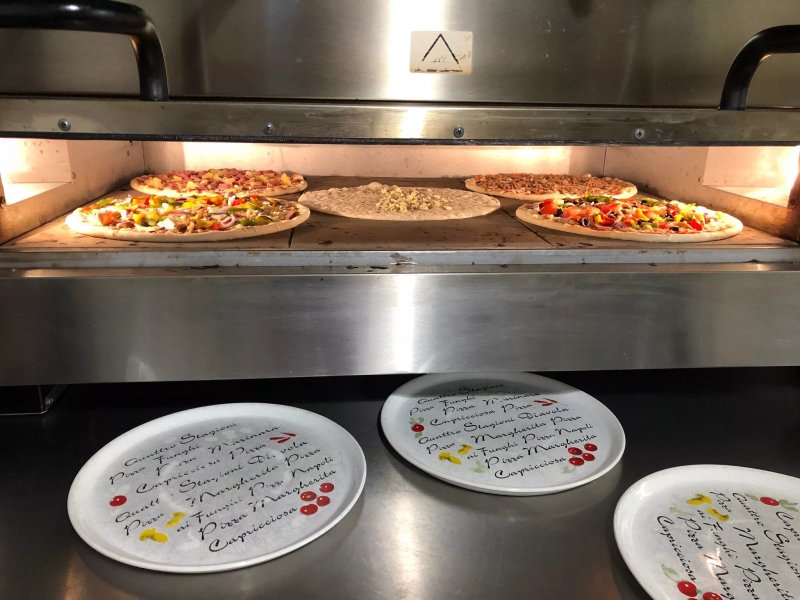 Pizzeria Napoli