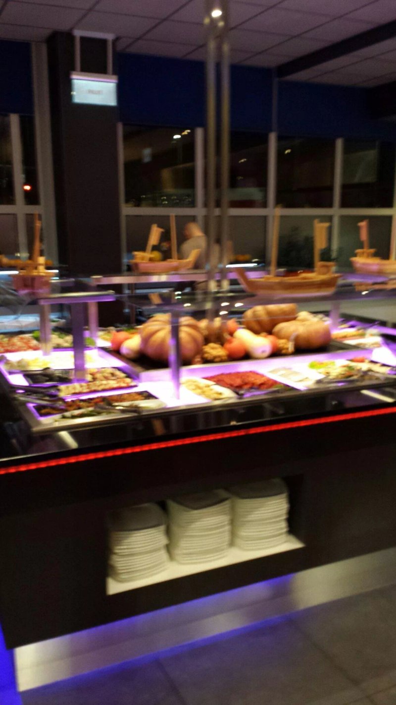 Fuji-Fuji Sushi & Grill