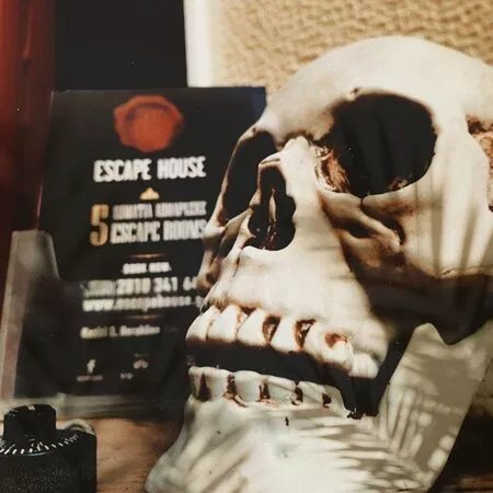 Escape House