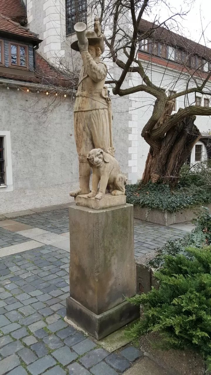 Hofjager mit Hund
