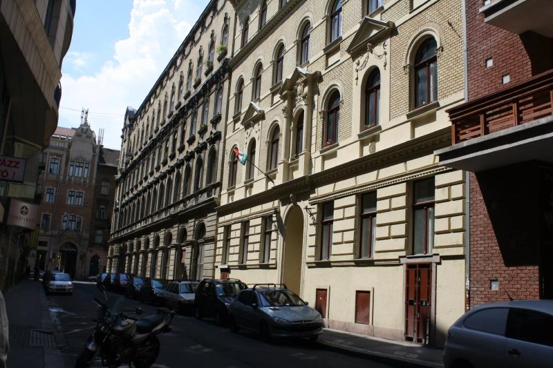 Prime Apartment Hotel