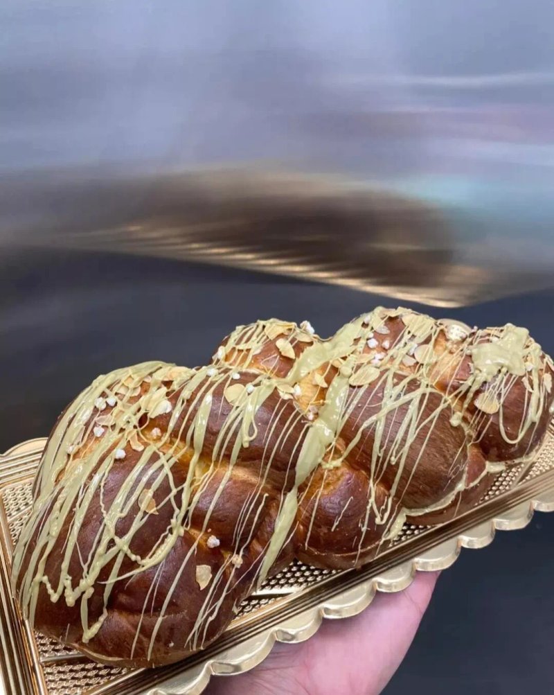 Choux Choux Patisserie Artisan
