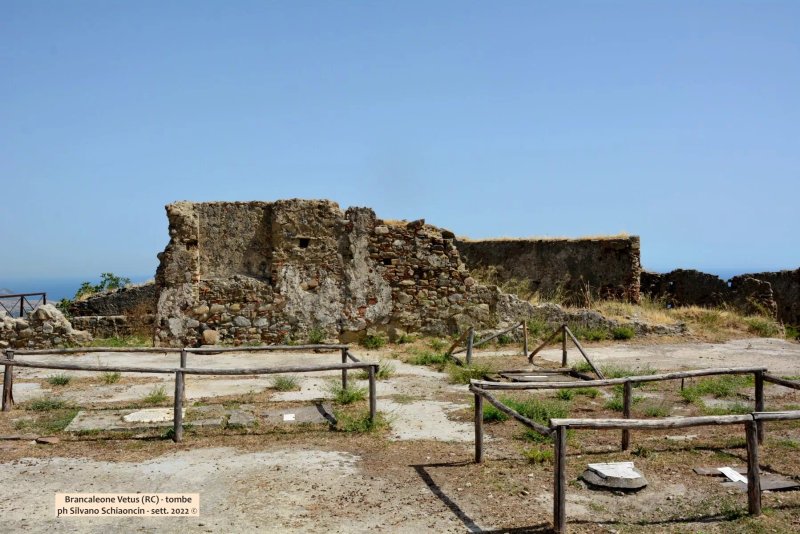 Parco Archeologico Urbano Di Brancaleone Vetus