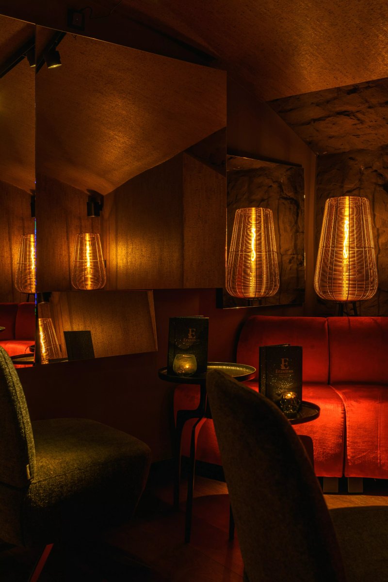 Erasmus "pure - Bar & Vinothek"