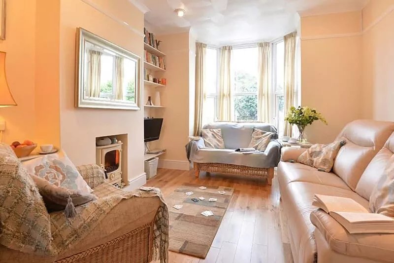 MORFIN, pet friendly, with a garden in Criccieth