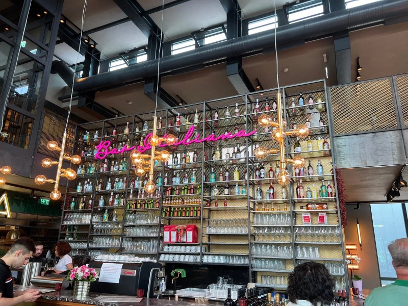 L"Osteria Rosbach vor der Hohe