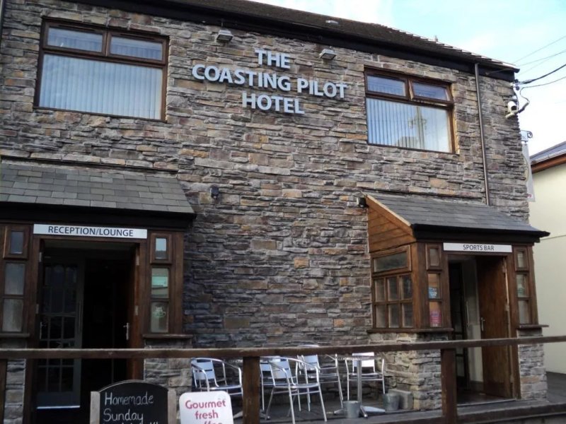 The Coasting Pilot Hotel