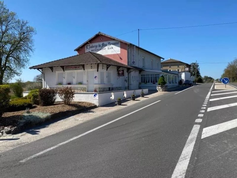 L'Auberge Du Mas Pommier