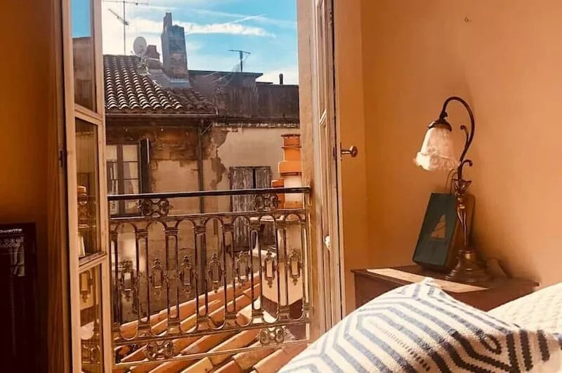 Amazing full furnished apartment in a very central location.