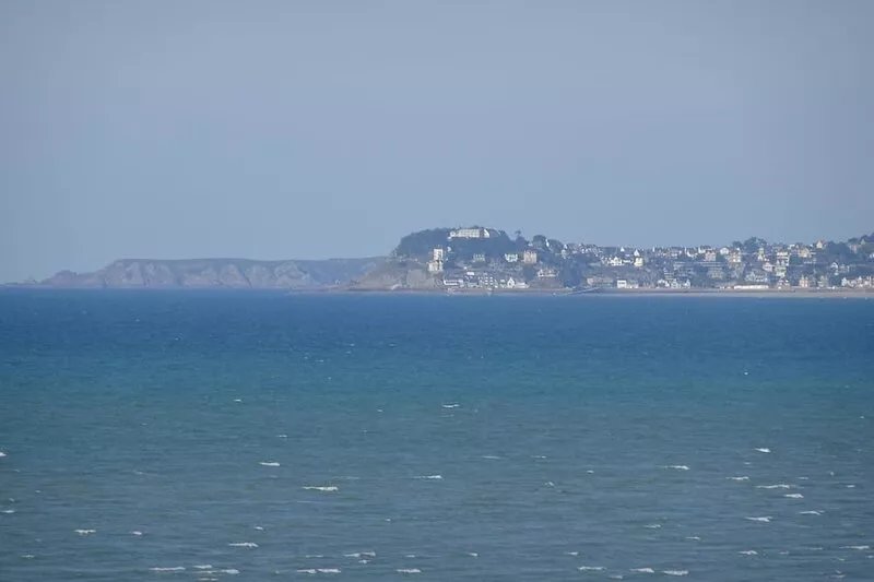 Single storey house with sea view, for 5 people