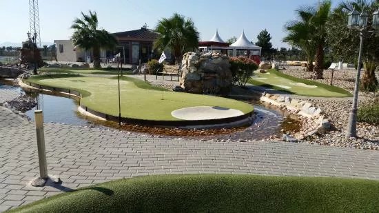 Golf Delux