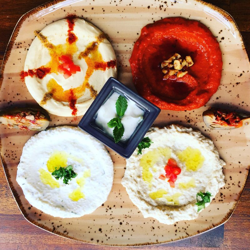 BURGER meets Falafel