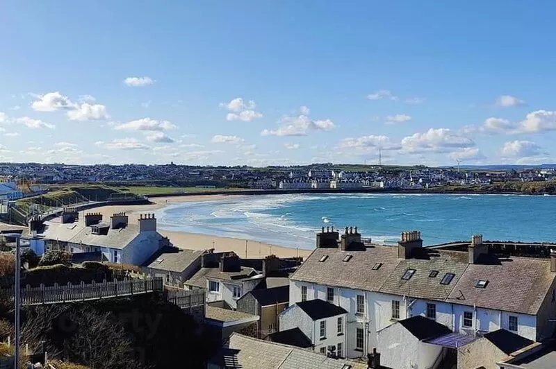 Portrush penthouse with fantastic Atlantic views
