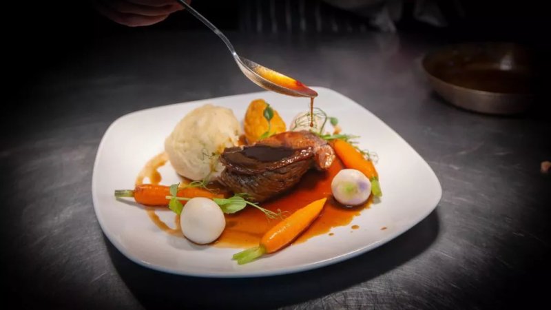 The iIchester Arms Hotel & Restaurant