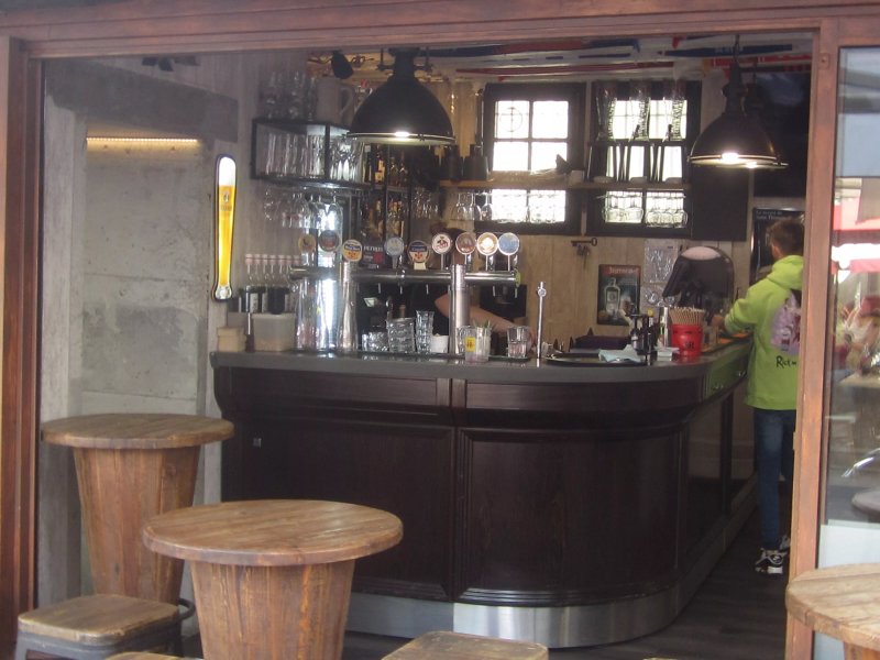 Cafe Du Lys