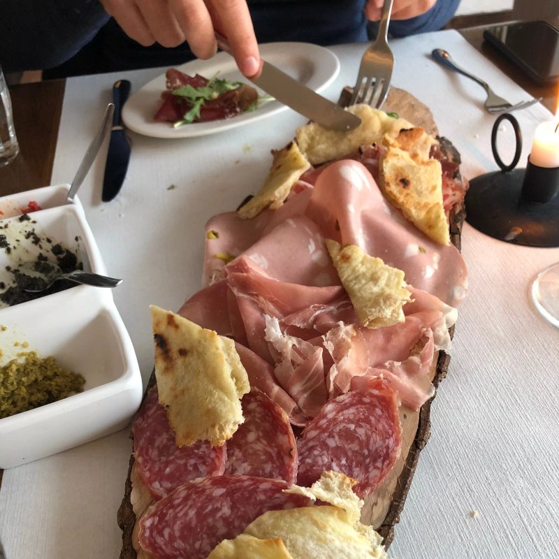 A Tavola Kadijksplein