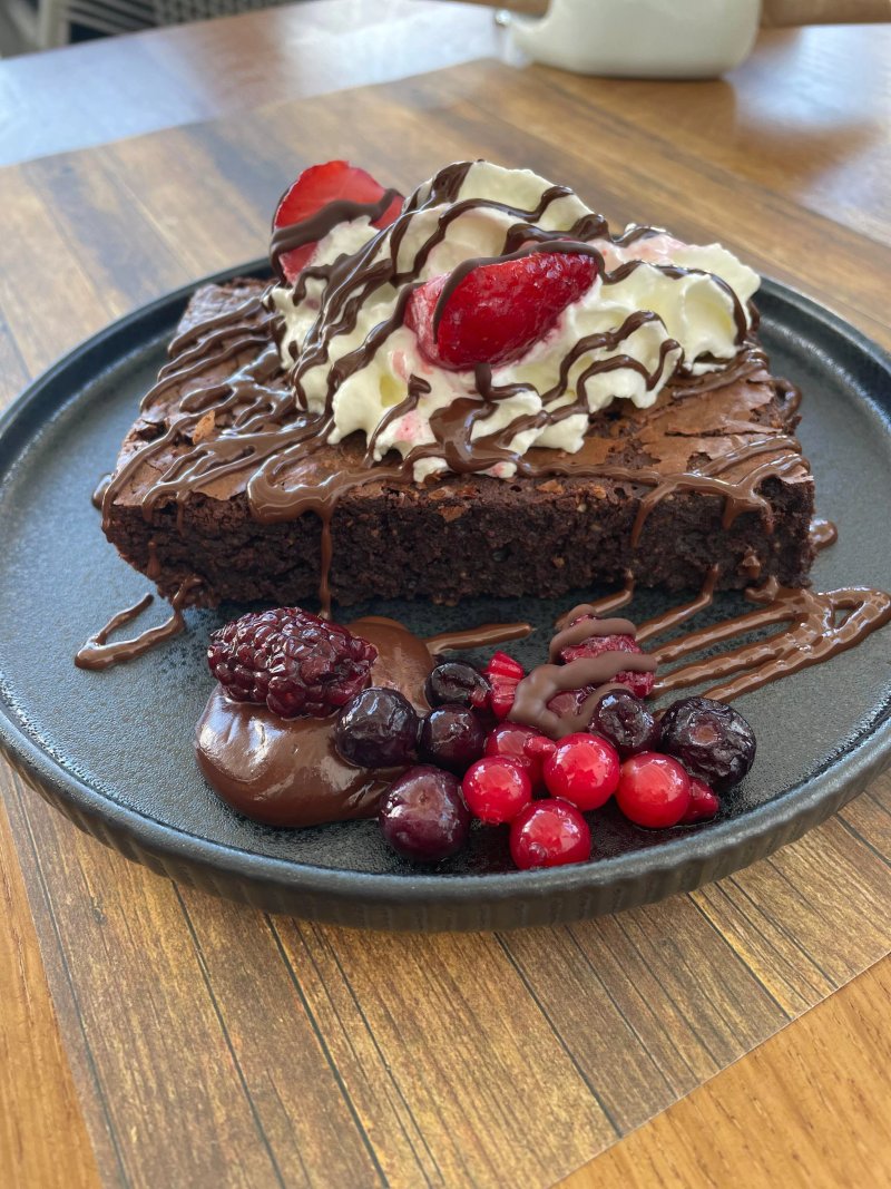 DOM - Coffee, Brunch and Traditional mamas made food