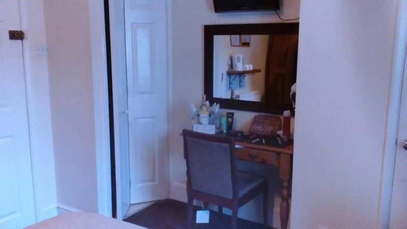 Elmswood Guest House