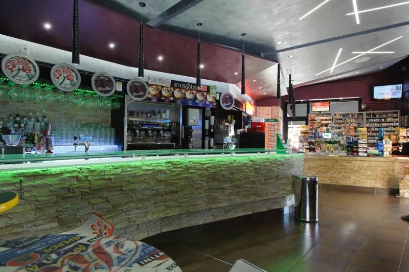 Rose Bar