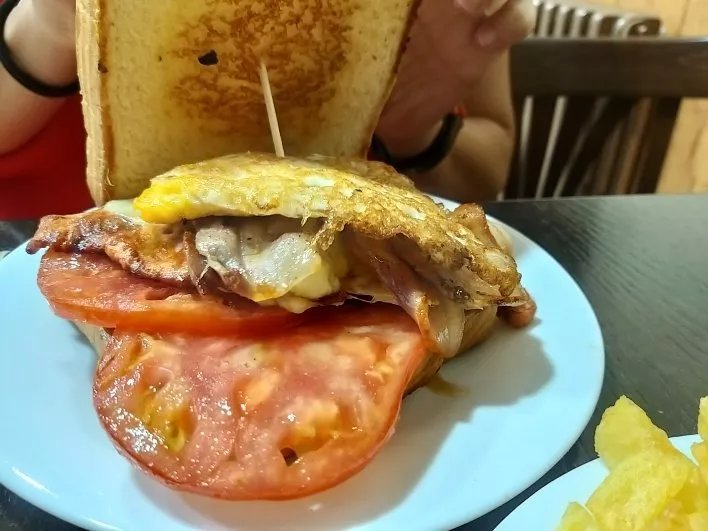 Isla Gorgona Burguer
