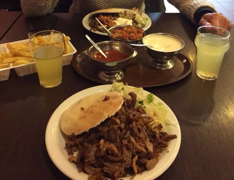 Oriental Pizzeria & Shoarma