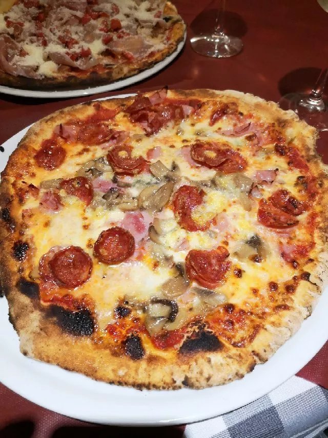 pizzeria Contovello-N Kuntevelu