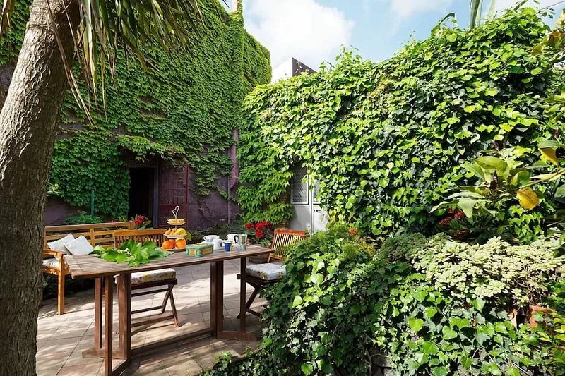 19th Century House with Gardens, Sea View and Wifi, in Viscalori village
