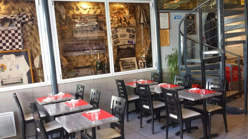 Cafe de la Halle