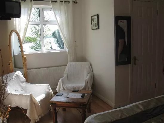 The Water's Edge Bed & Breakfast
