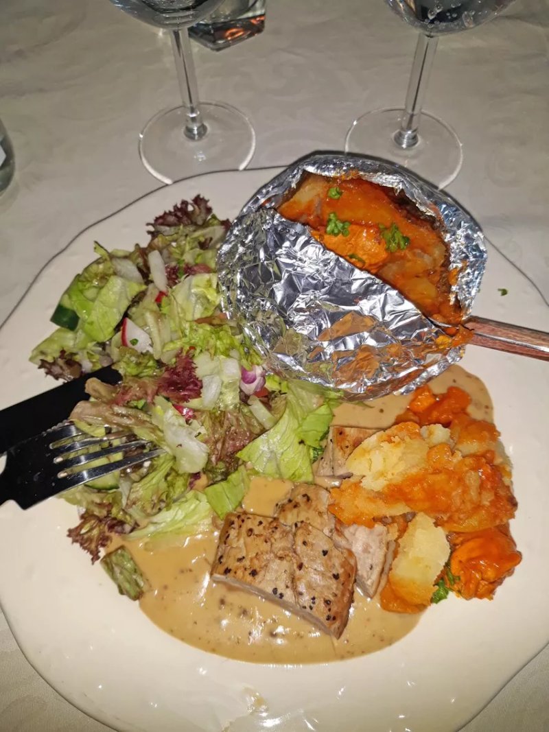 Biskoparnas Gard Restaurang
