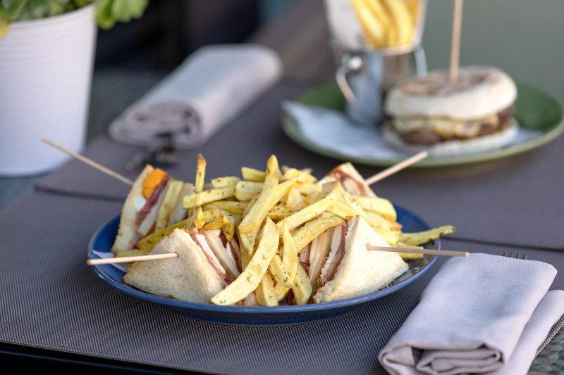 Ultimo Skybar - Neya Porto Hotel
