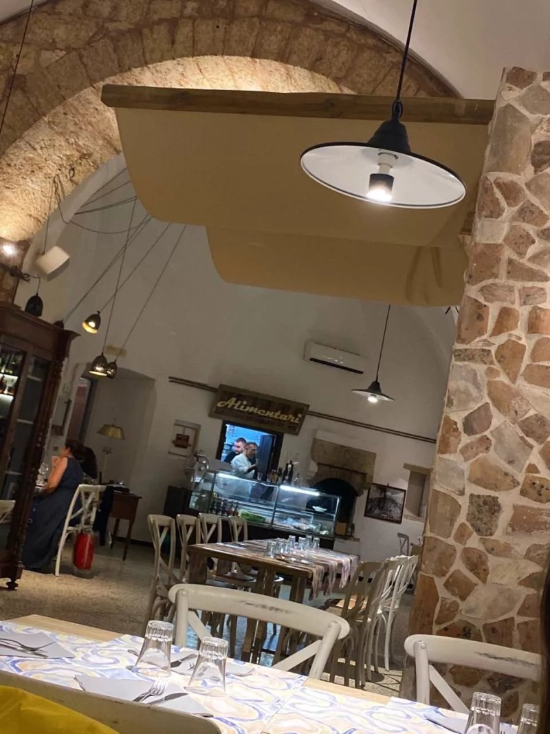 Mannaggia l'Osteria - Trattoria e Cantina