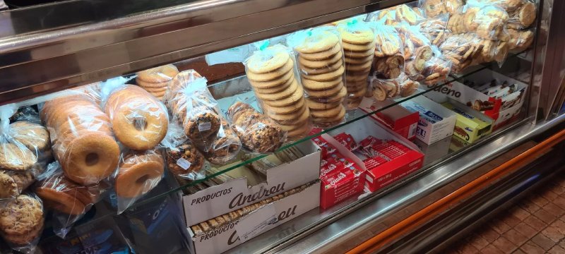 Panaderia Pasteleria Rosello