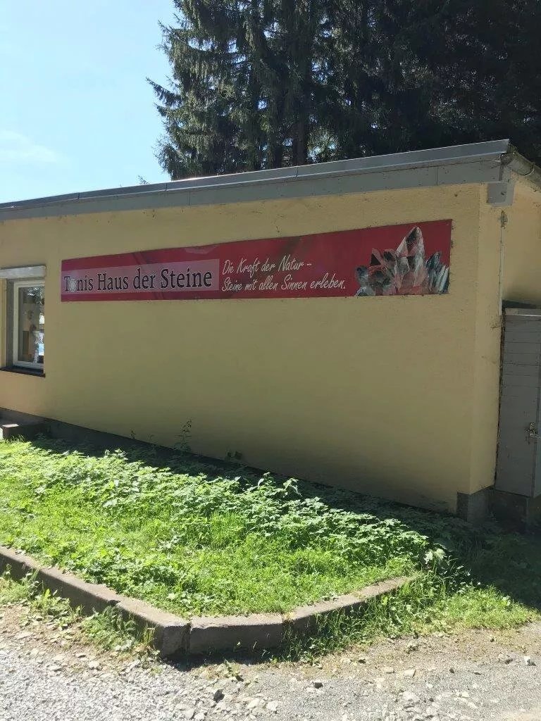 Tonis Haus der Steine