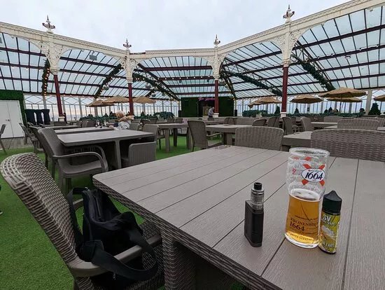 The Garden Gin & Prosecco Bar