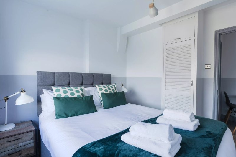 Prime, Vision, Living Kensington