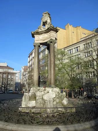 Monument Jean del Cour