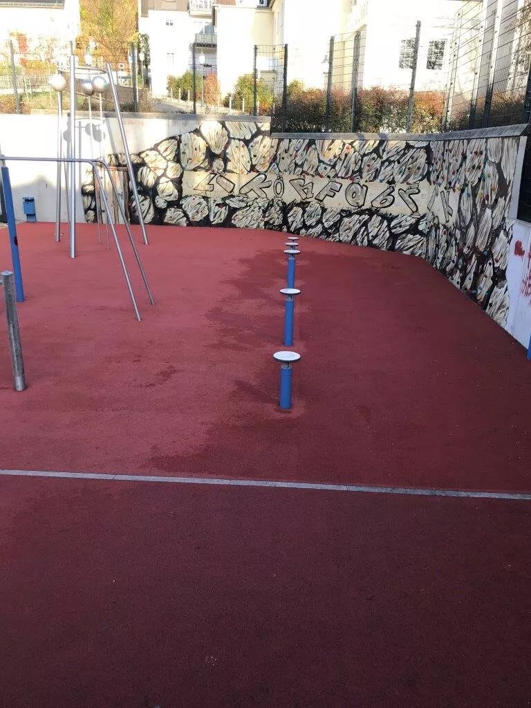 Spiel-und Sportfreiflache